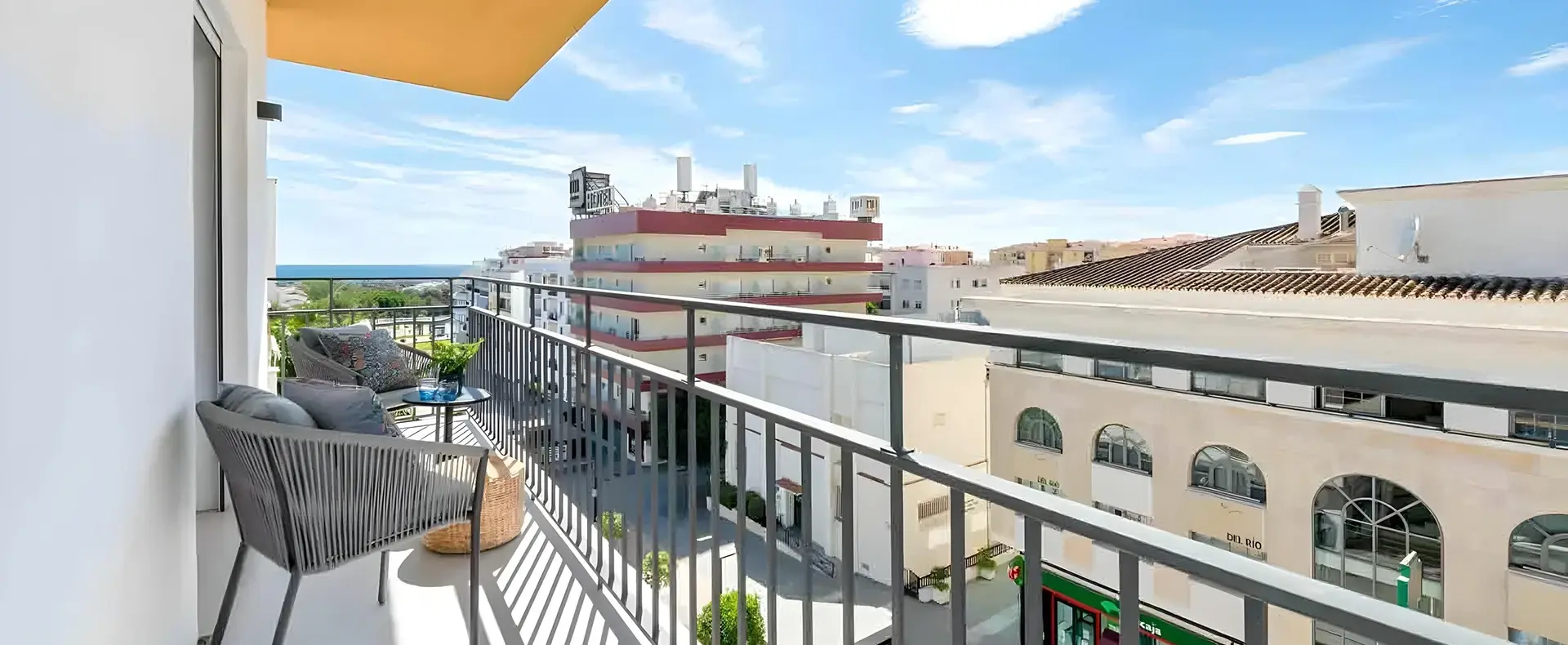 Renoviertes Penthouse mit Meerblick