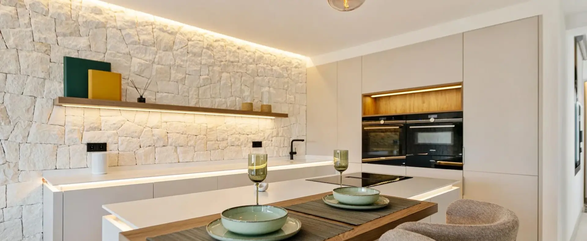 Renoviertes Penthouse mit Meerblick