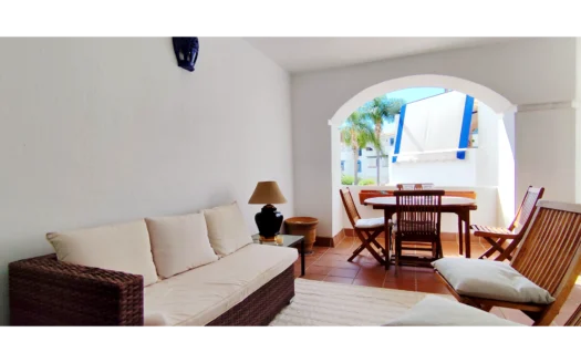 Vivienda a la venta a 400 metros del mar.