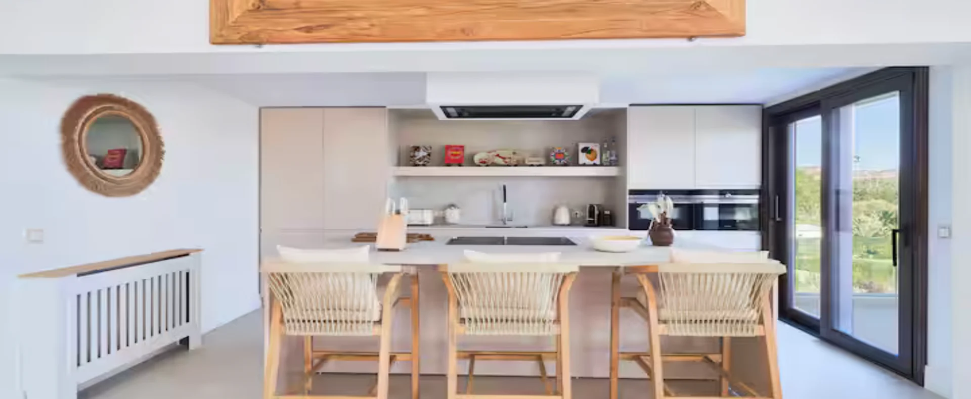 40b328b5-1246-485b-8c32-c148c27c78fe