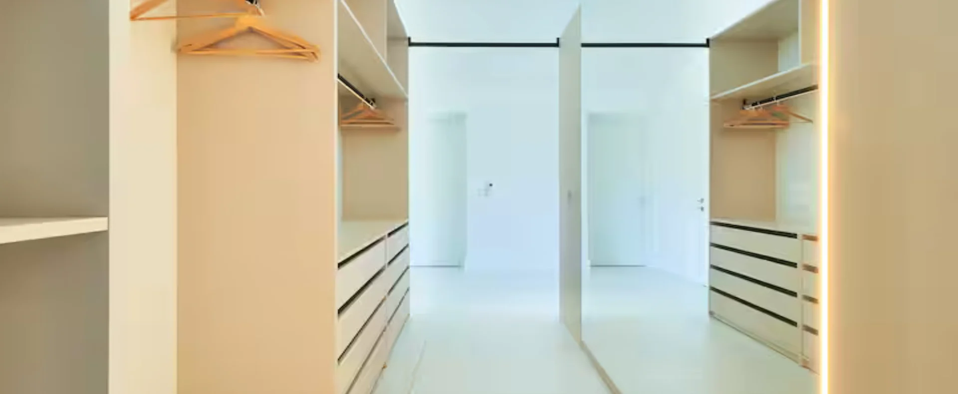 e082c711-531a-476a-9550-2cfba925c263