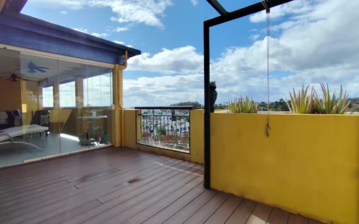 Penthouse with Sea Views in Los Jazmines, Nueva Alcántara – San Pedro Alcántara